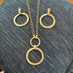 Cabi past season Gold set